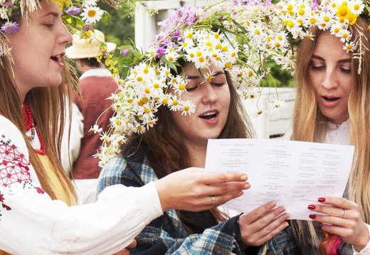 Экскурсія выходнага дня «Песня льецца над прасторай»