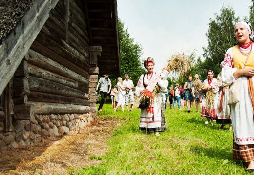 Свята  «Стаў сноп на сто коп»  (Зажынкі)